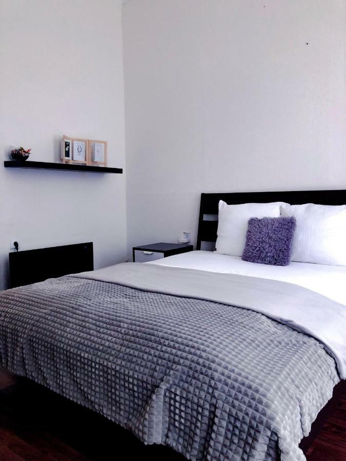 Avocado Apartment ปราก ภายนอก รูปภาพ